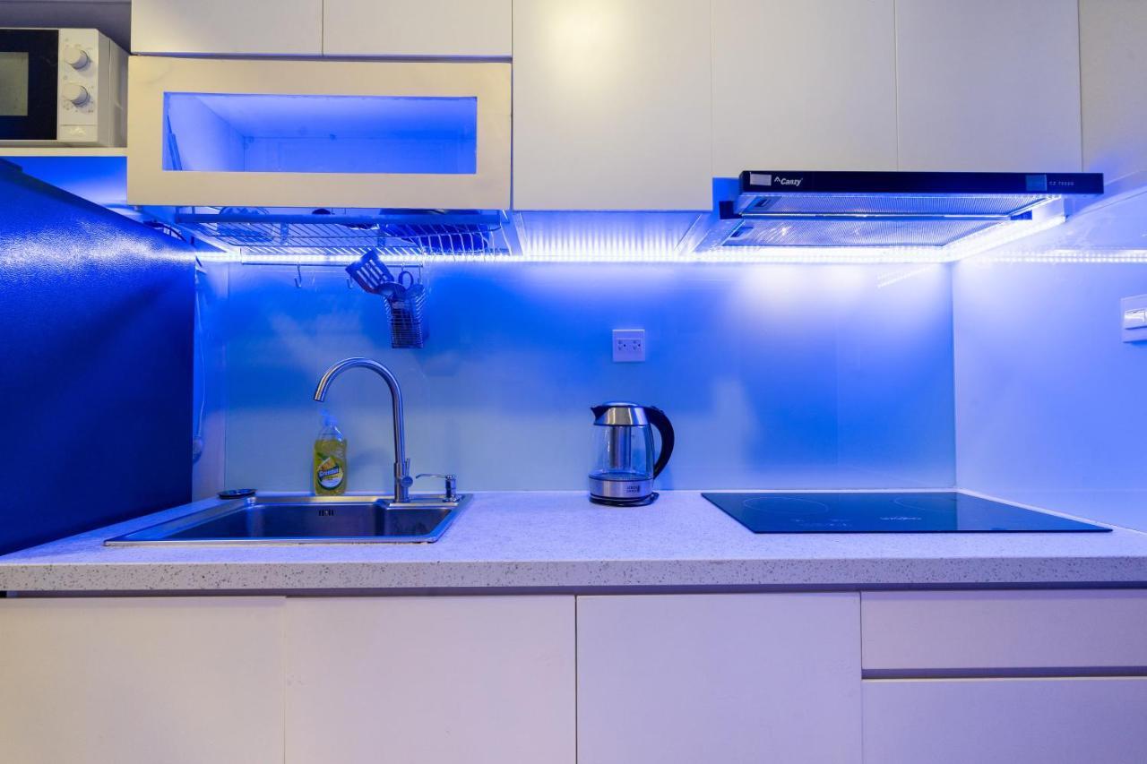 Moonlight Rivergate Apartment